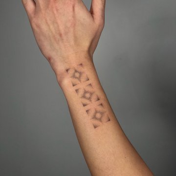 Handpoke tetovēšanas