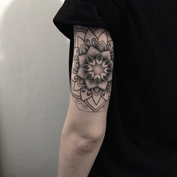 Mandalas tetovējums