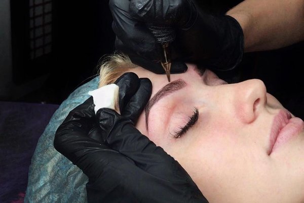 Permanent makeup training in Riga
