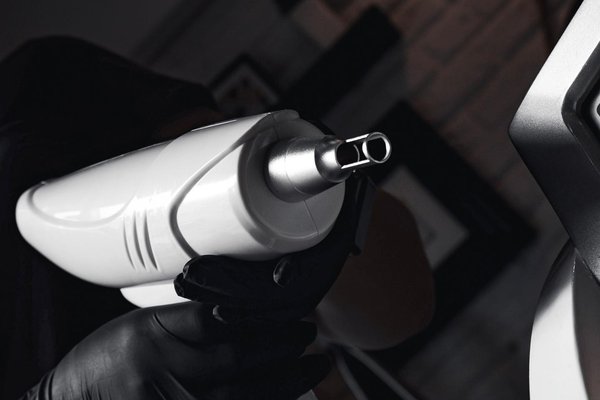 Laser permanent make-up removal in Liepaja