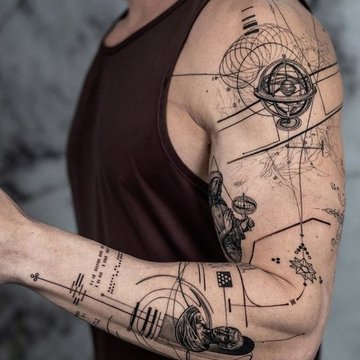 Fine line tetovējums