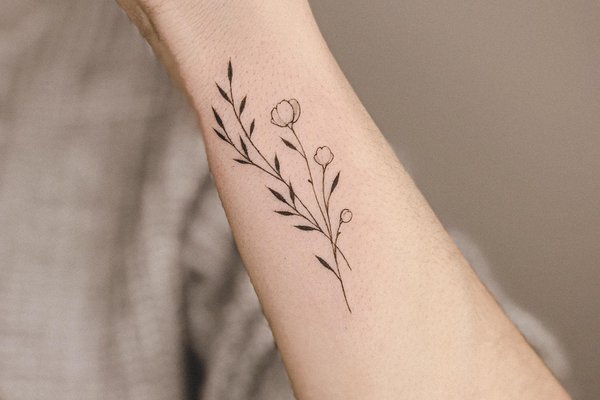 Minimalism in body art