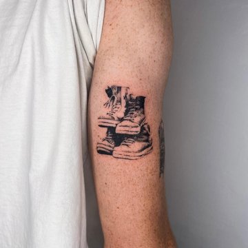 Handpoke tetovēšanas