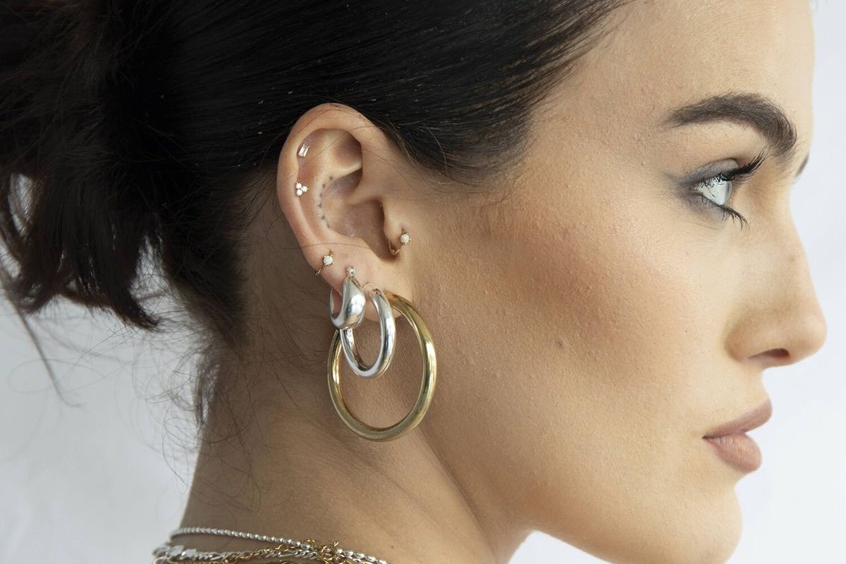 Tragus pīrsings