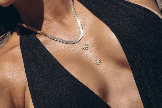 Microdermal piercing