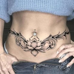 Татуировки на талии