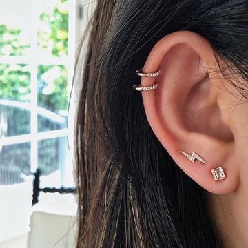 Helix piercing
