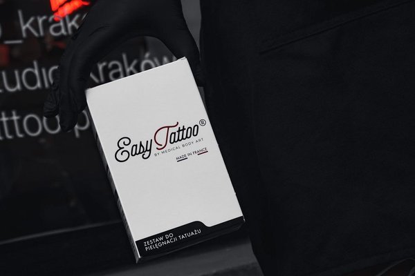 Post laser tattoo removal care